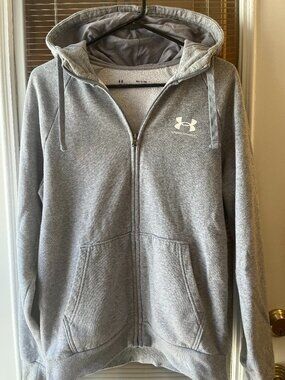 Under Armour Gray Zip-Up Hoodie – Size Small